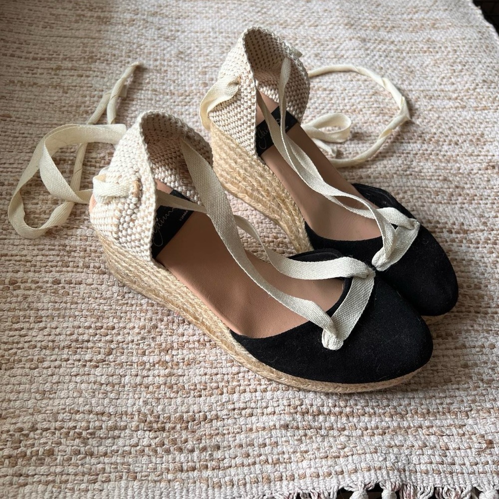 Black and Cream Espadrille Wedge Sandals - Picture 3 of 6